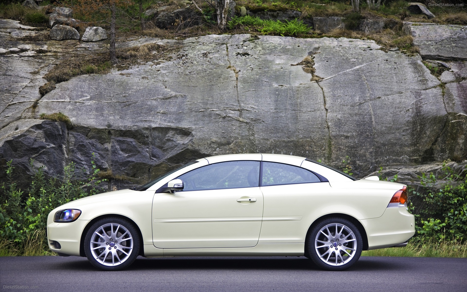 Volvo C70 2009